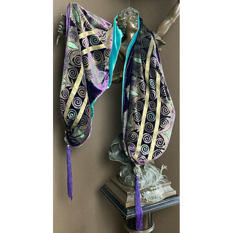 Orchid Velvet Bed Runner
