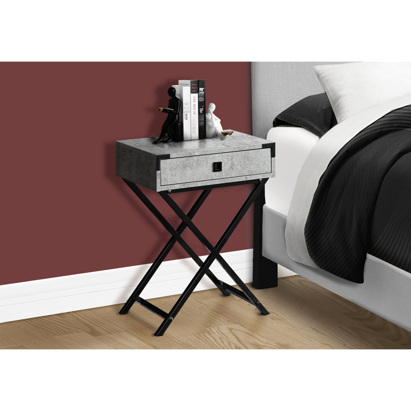 Table de chevet contemporaine avec surface en stratifié gris spacieux et pieds en métal noir d'aspect ciment
