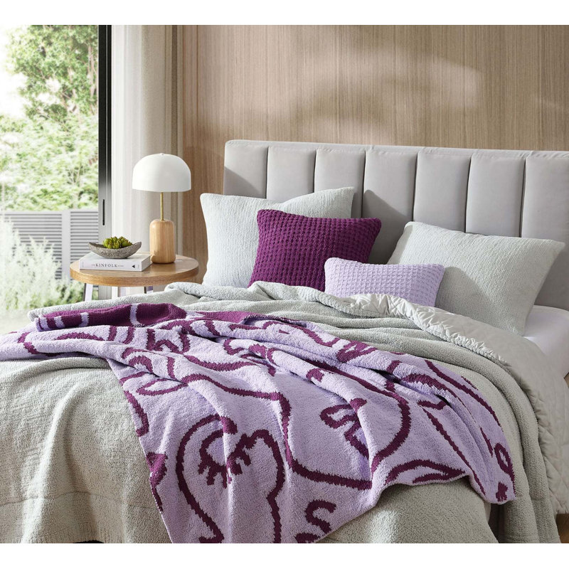 Faces Square Pillow Cover & Insert, Grape/Lavender