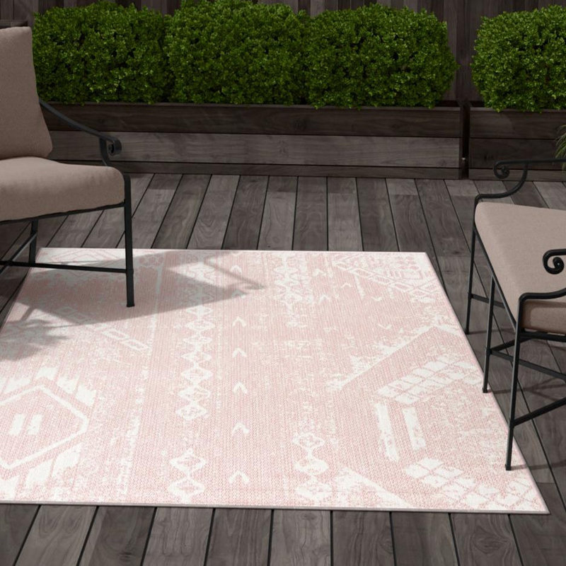 Tapis intérieur / extérieur rose en polypropylène tissé à la machine 9 pi 10 po x 13 pi Bomer, Rectangle 9 pi 10 po x 13 pi