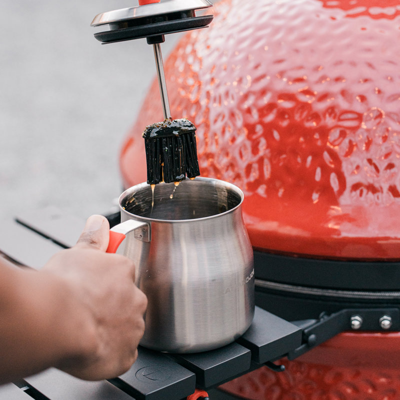 Kamado Joe Grill Tools - Basing Pot with Brush