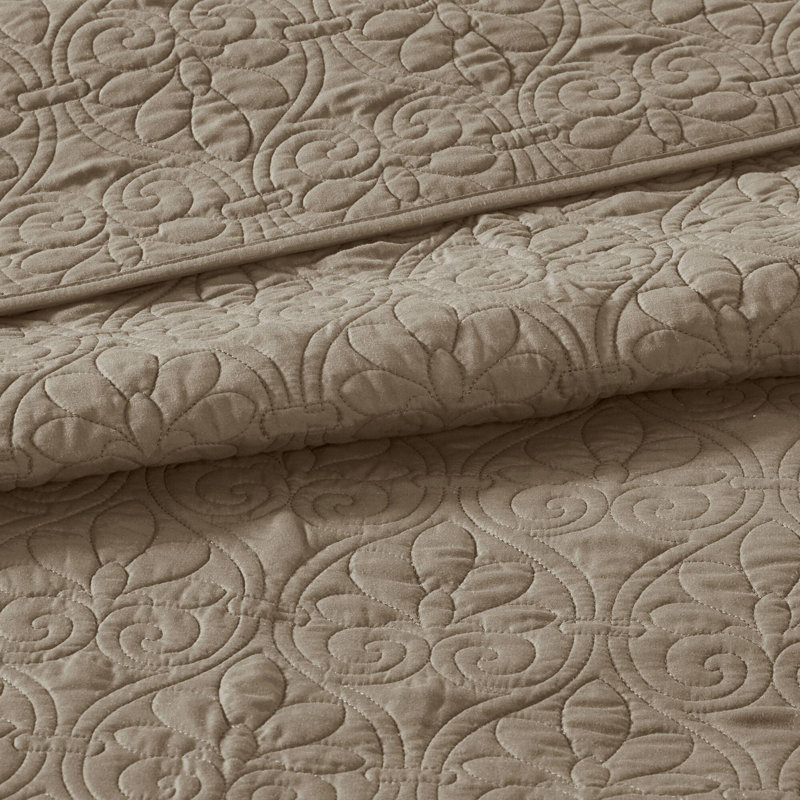 Khaki Full Microfiber Reversible Quilt Set