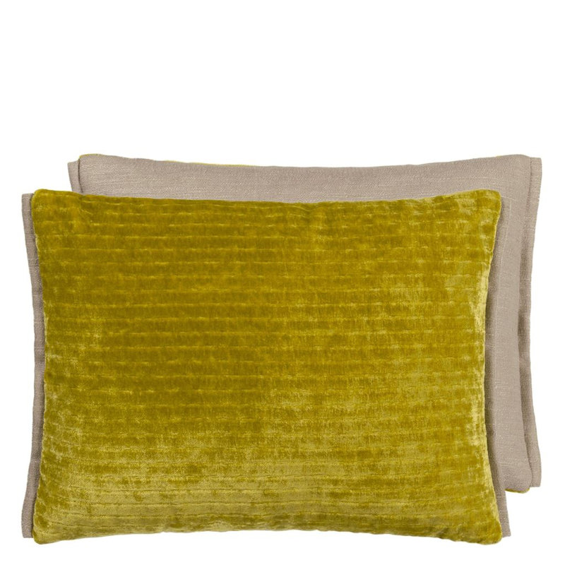 Mazarin Velvet Decorative Pillow, Alchemilla