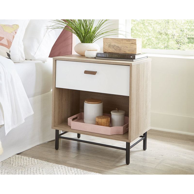 Edmondson Anda Norr Night Stand