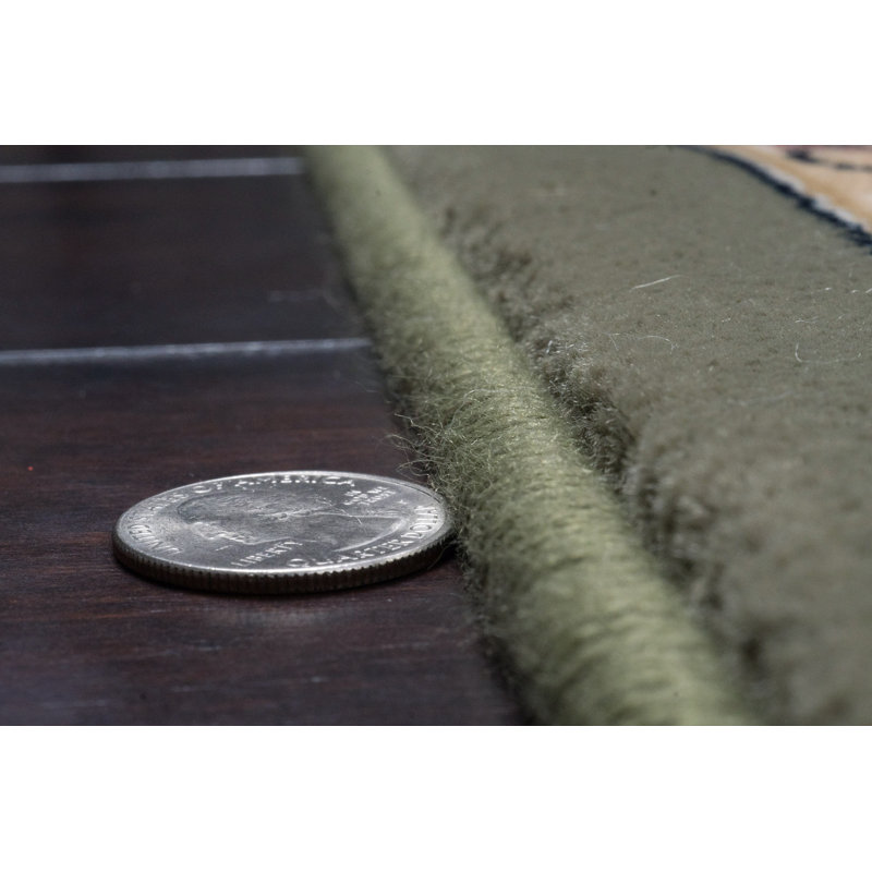 Tapis vert / ivoire Attell, Rectangle 6 pi 7 po x 9 pi 6 po