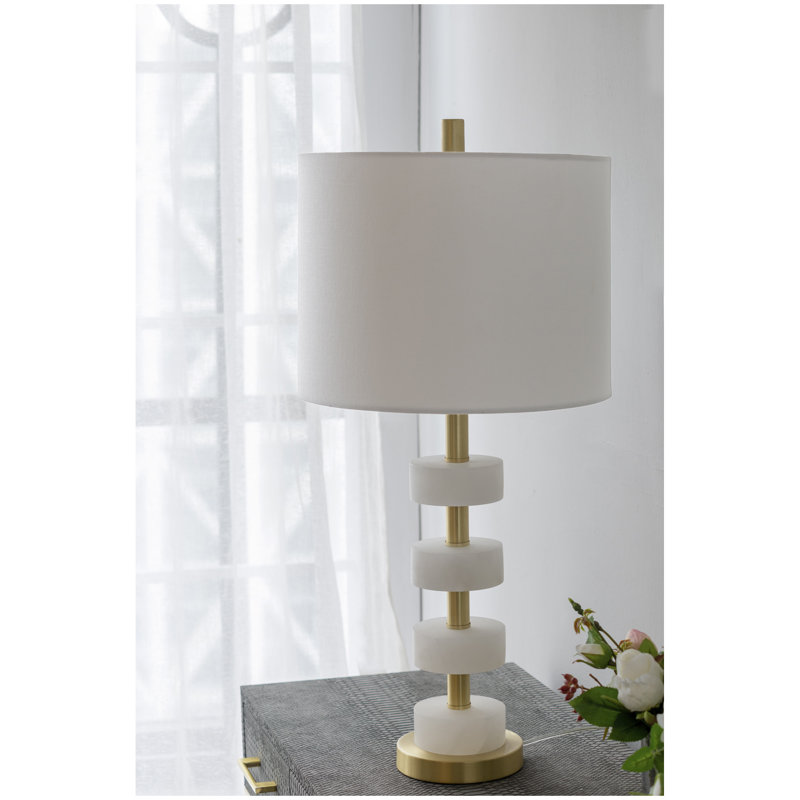 Lampe de table en marbre 13 x 13 x 26 po