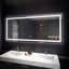 Miroir de salle de bain à DEL avec éclairage de façade en verre trempé anti-buée-529725923