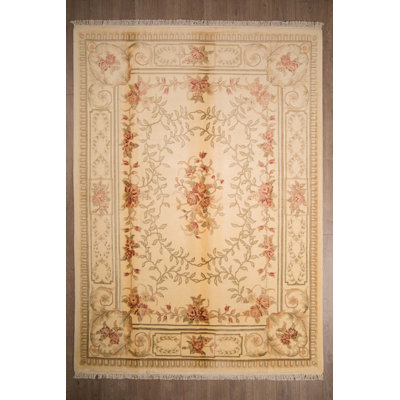 Palace Wool Oriental Area Rug in Beige