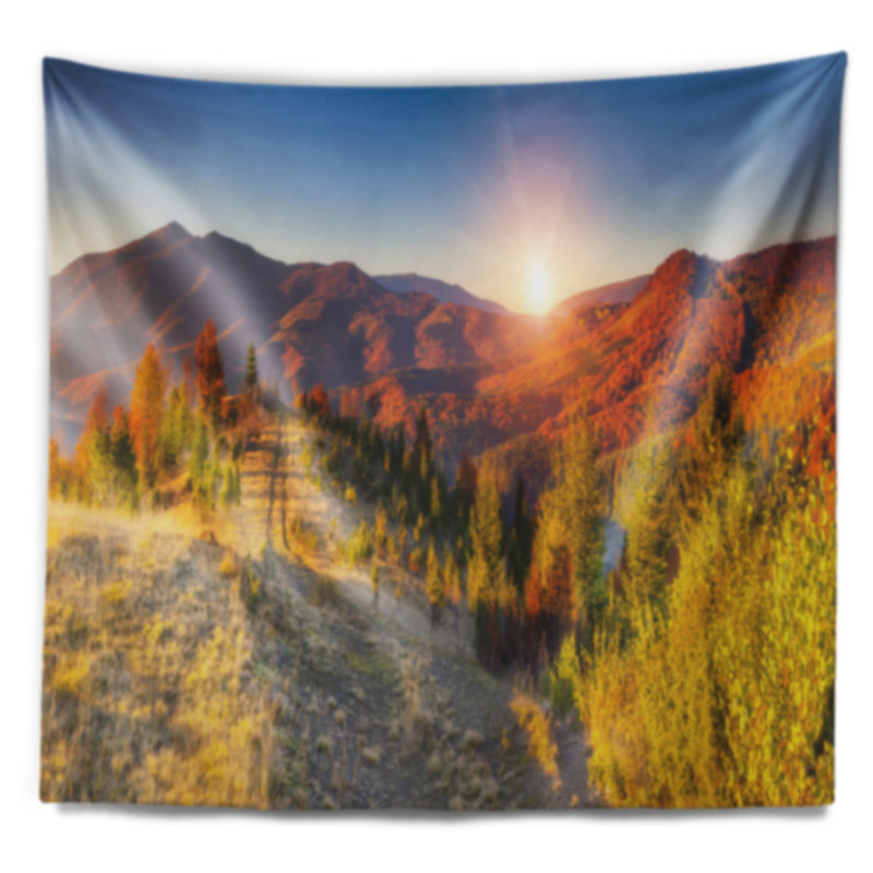 Tapisserie majestueuse des monts d'automne Landscape, H 68 po x l 80 po