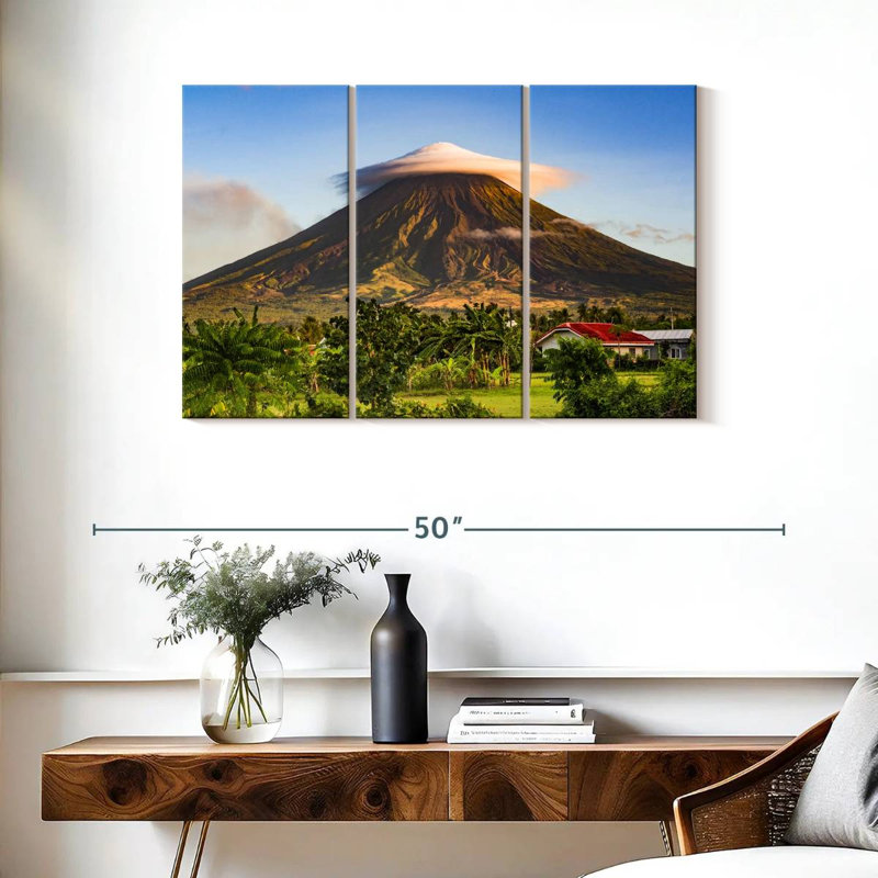 Alvord célèbre volcan Mayon, H 24 po x l 38 po