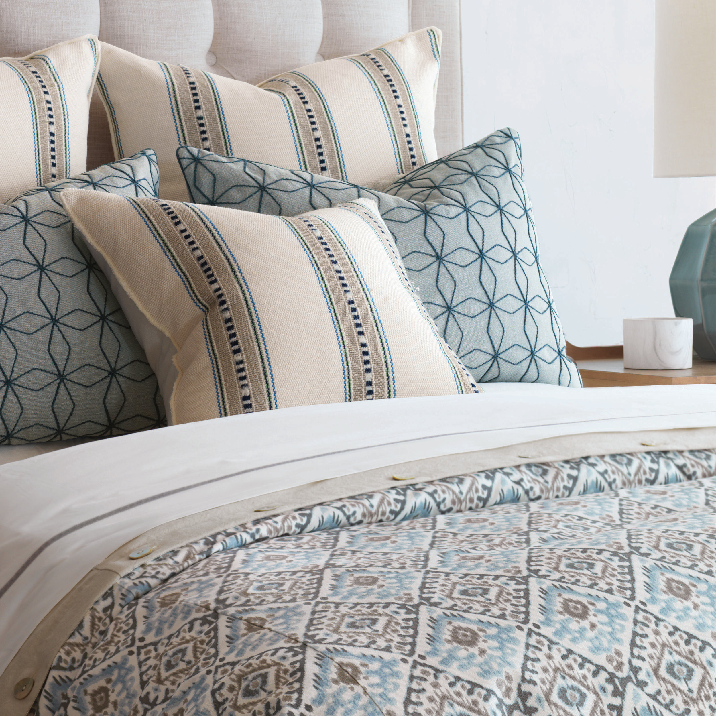 https://assets.wfcdn.com/im/61114720/compr-r85/2230/223064726/emerson-comforter-by-thom-filicia.jpg