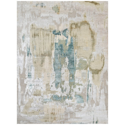 High-Quality Hand-Knotted Beige And Green Area Rug