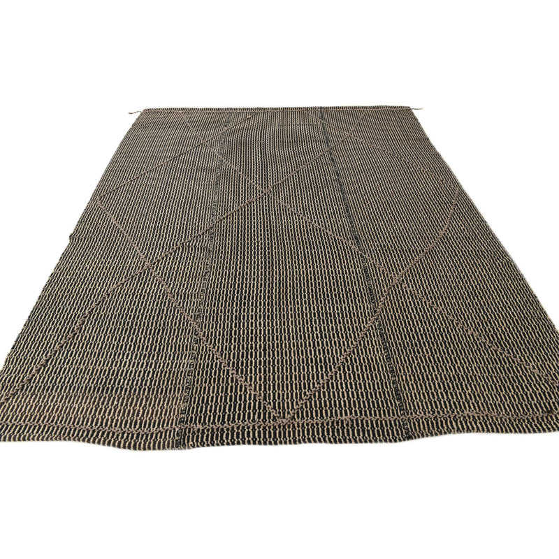 Tapis noir Judy