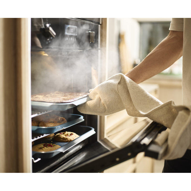 Joseph Joseph Nest Bake 3-Piece Non-stick Baking Sheet Set With Easy Pull Handles
