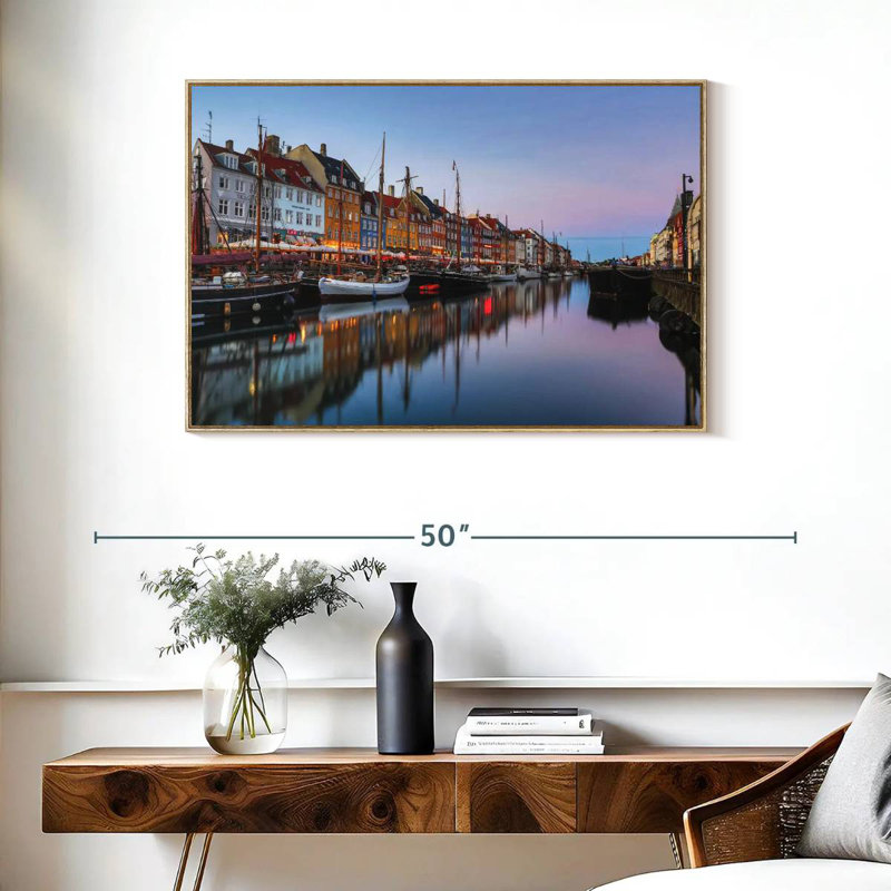 Nyhavn New Harbor, Cadre flottant en bois naturel, 37 po x 25 po