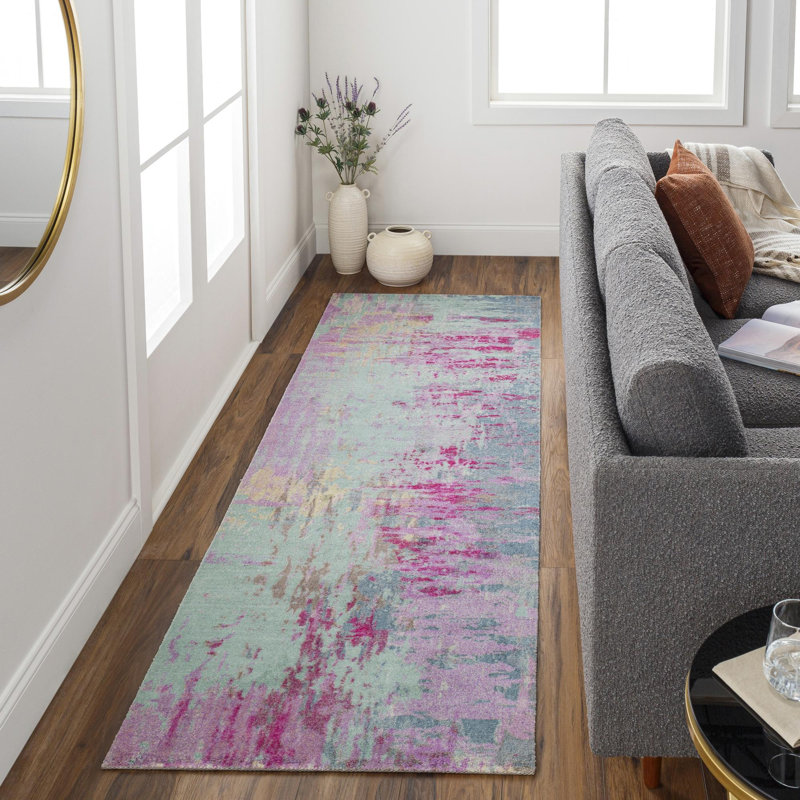 Tapis bleu / mauve à motif abstrait tissé à la machine Bevin, Tapis de couloir 2 pi 6 po x 8 pi