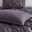 Édredon pour très grand lit 7 pièces - literie élégante couleur prune avec taies décoratives assorties, coussins décoratifs, jupe de lit magnifique garniture lavable à la machine-129988514-129988515