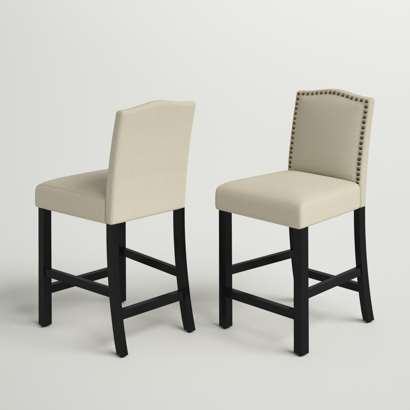 Tabouret de comptoir en bois massif avec garniture cloutée Ashe, Beige