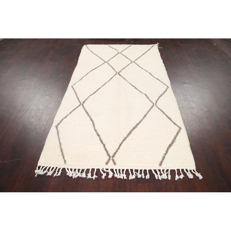 Tapis décoratif en laine de conception unique noué à la main New Age 3 pi 10 po x 6 pi 11 po Ivoire/noir
