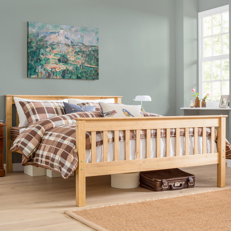 Callensburg Solid Wood Bed, Kingsize (5')