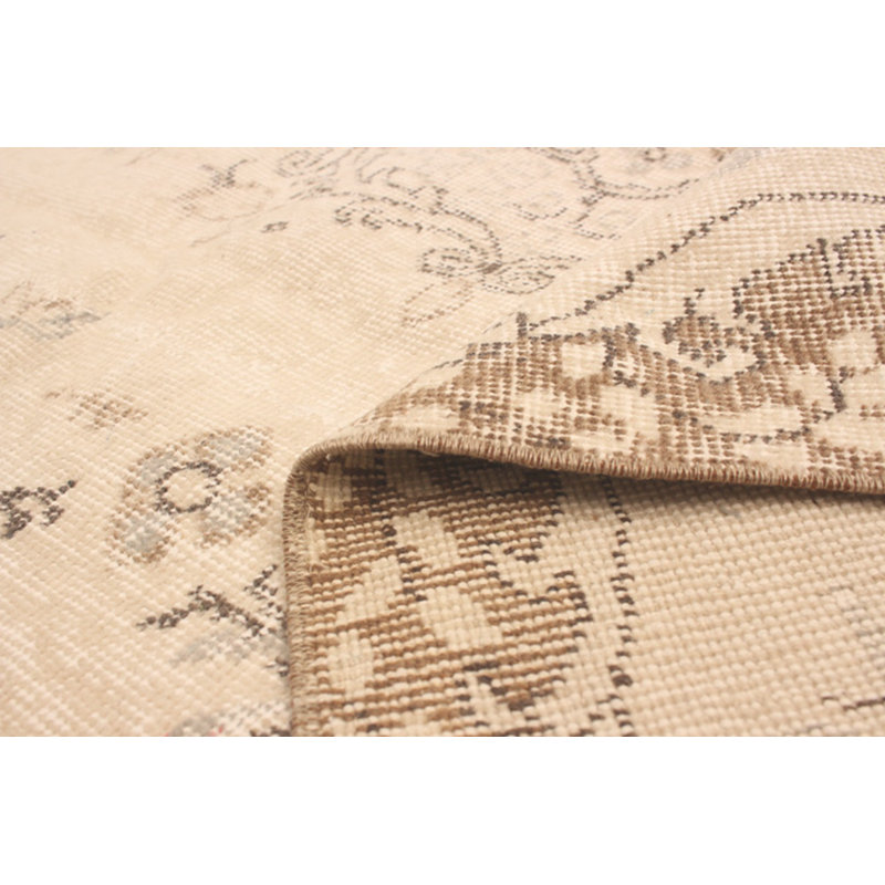 Vincente One-of-a-Kind 5'6" X 9'9" 1980s Wool Area Rug in Cream