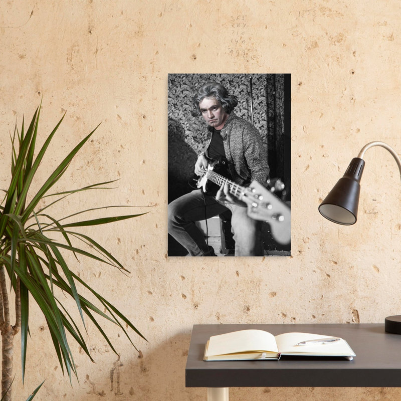 Beethoven Solo, 24" H x 16" W