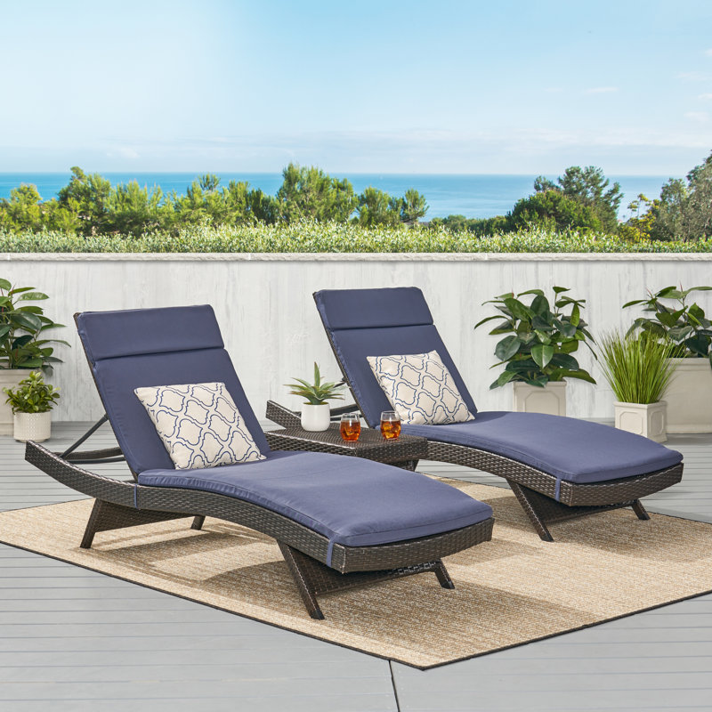 Ensemble de chaise longue en osier avec coussin Hans Cagliari, Bleu marine / Multi Brown