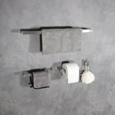 Sofia 4 - Piece Bathroom Hardware Set