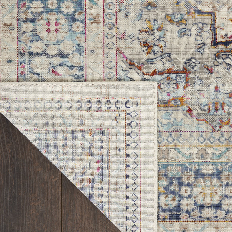 Minda Oriental Indoor Rug, Runner 2' x 6'