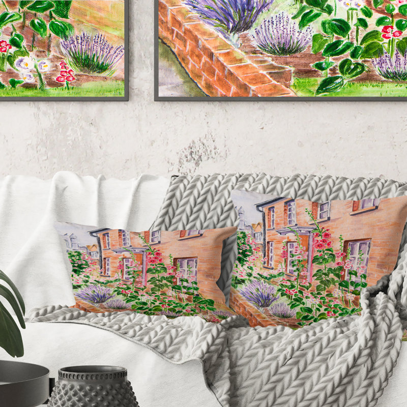 Coussin Hollyhocks Growing On Facade