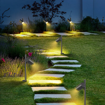 Black Aluminum Low Voltage Plug-in Integrated LED Pathway Light Pack Outdoor Weatherproof