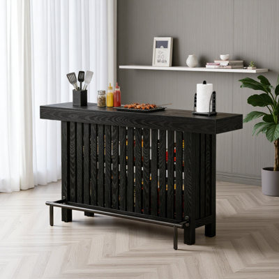 Table polyvalente, table de conversation, table de bar
