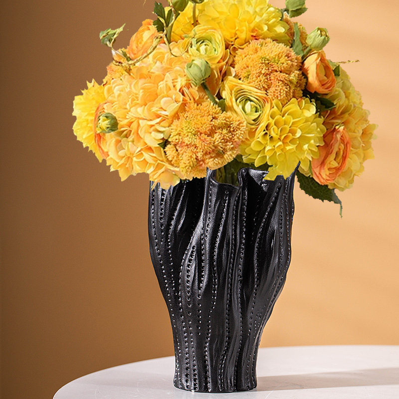 Emest Handmade Ceramic / Porcelain Table Vase, Black
