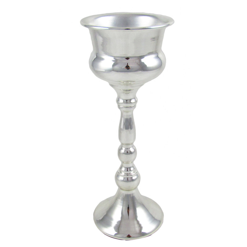 Vase de table en métal Feder, Argent, H 13,5 po x l 5,25 po x P 5,25 po