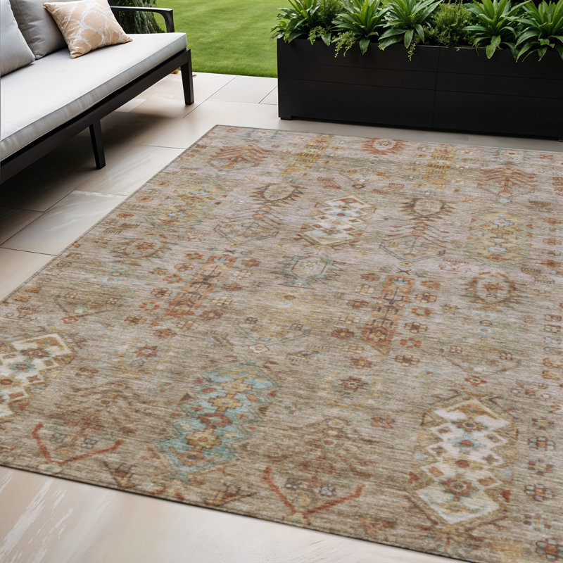 Tapis intérieur/extérieur lavable beige et cuivre à motifs tribaux, 152 x 244 cm