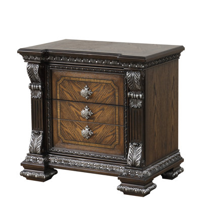 Table de chevet 3 tiroirs Swartwood