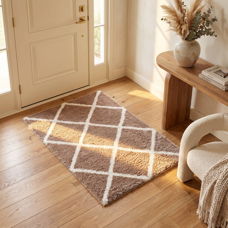 Geometric Indoor Rug, Rectangle 2'8" x 4'11"