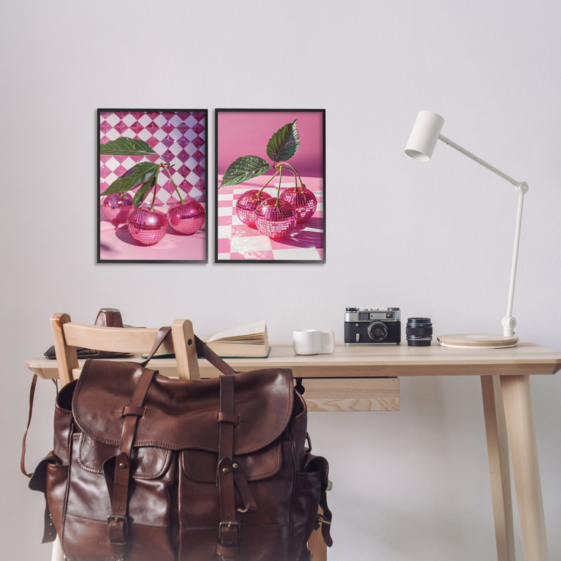 «Retro Glam Checkerboard Cherries», ensemble de 2 impressions encadrées, giclées par LSR Creative Studio, H 18 po x l 24 po