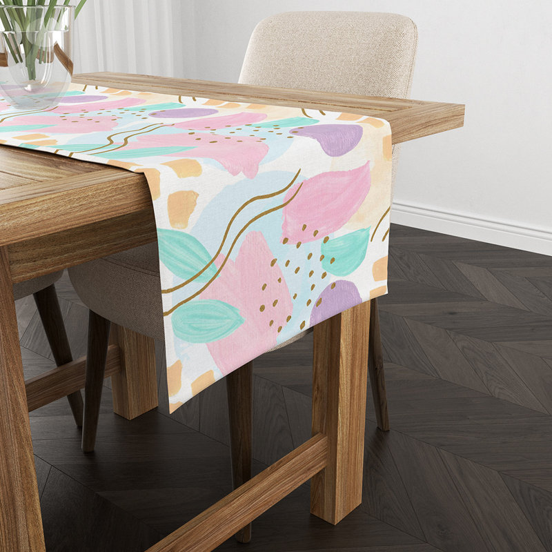 StowtheWold Table Runner