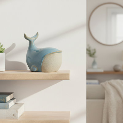 Figurine de baleine bleue en céramique