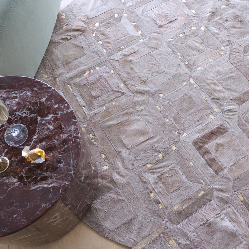 Cowhide Geometric Area Rug in Lilac Ash, Round 9'10"
