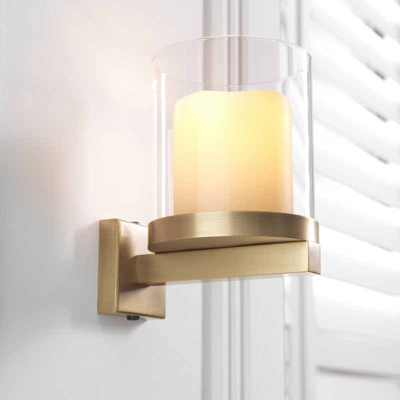 Donovan 1 - Light Armed Sconce, Gold