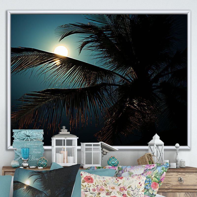 «Sapphire Solitude Palm Serenity» sur impression sur toile, Cadre flottant blanc, H 34 po x l 44 po x P 1,5 po