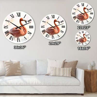Vue latérale d'un flamant rose - horloge murale traditionnelle