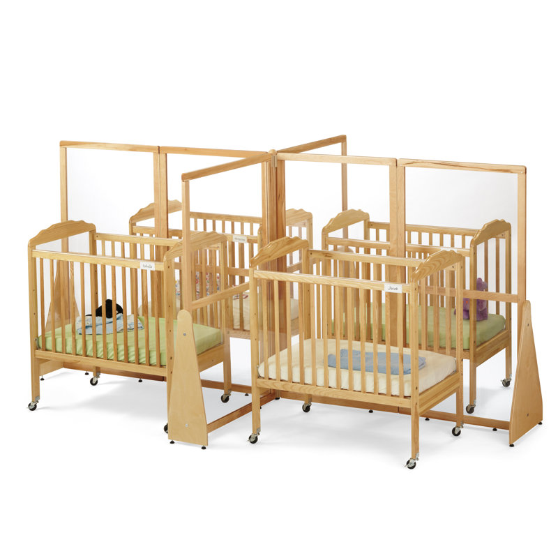 Lit de bébé et diviseur d'espace Jonti-Craft® See-Thru Quad