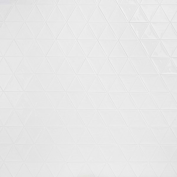 Bellami Triangulo 4x5 Glossy Ceramic Wall Tile, Bianco
