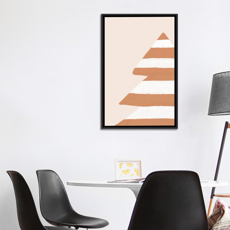 "Stripey Xmas Tree" par Orara studio, reproduction d’art, Pas de tapis, H 40 po x l 26 po x P 1,5 po, Toile avec cadre noir