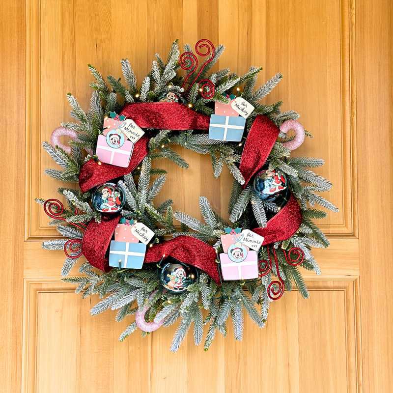 Disney Mickey Mouse and Minnie Mouse 26" Flocked Pre-Lit Christmas Wreath with LED Lights
