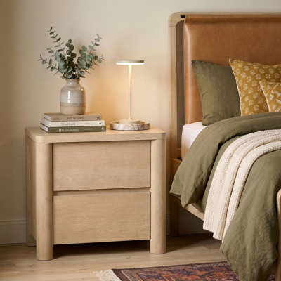 Jarne 25.6" Tall Natural Nightstand Modern Bedside Table With 2 Drawers Curved Wood End Table For Bedroom