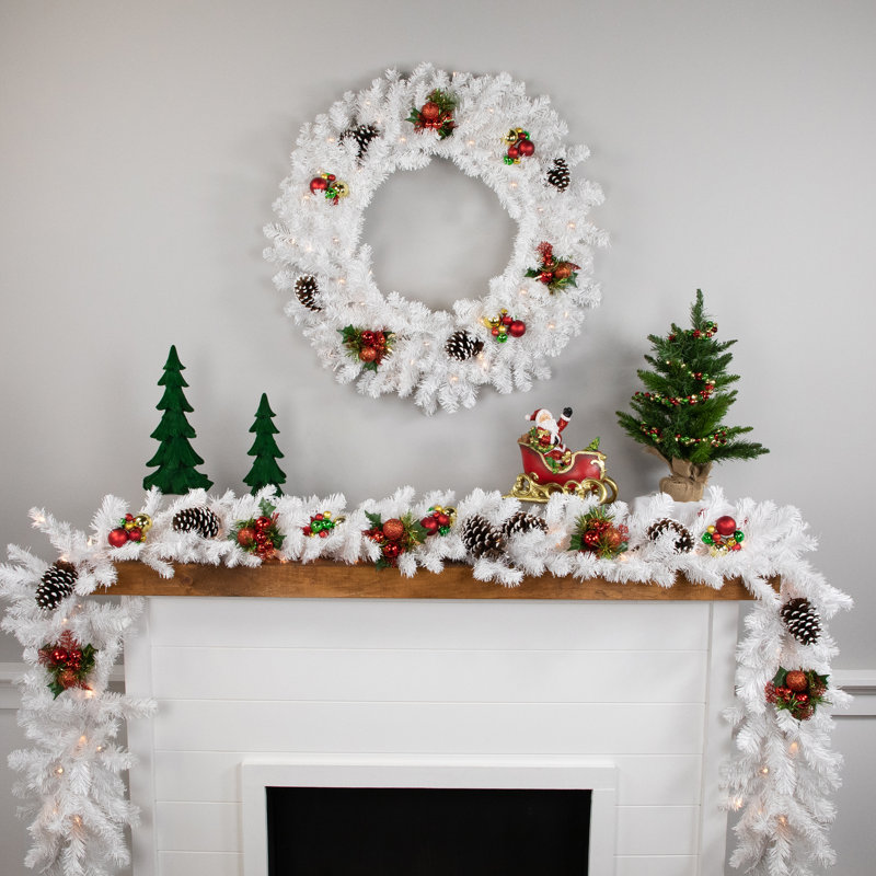 Couronne de Noël artificielle 30 po avec lumières DEL claires